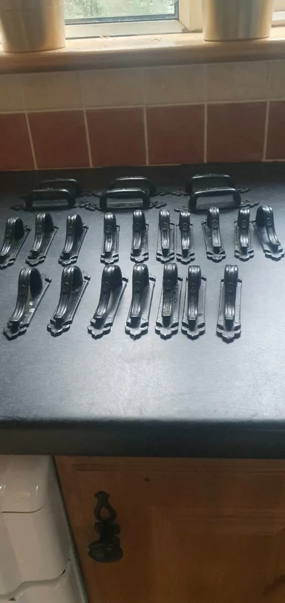 Toys Hall Stand sheds - Image 3