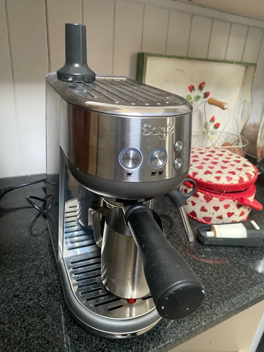 Sage coffee machine - Image 1