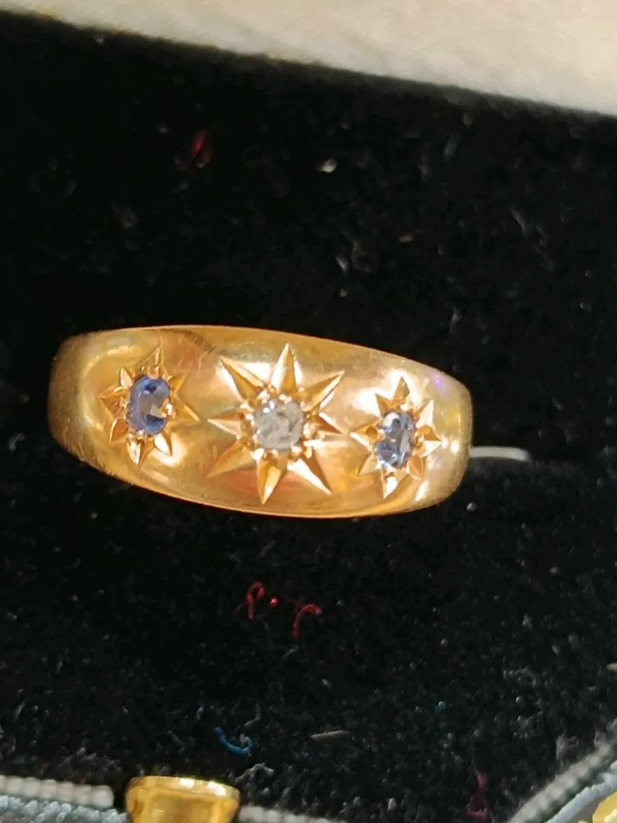 18 K Gold Sapphire & Diamond Vintage Gypsy Ring - Image 2