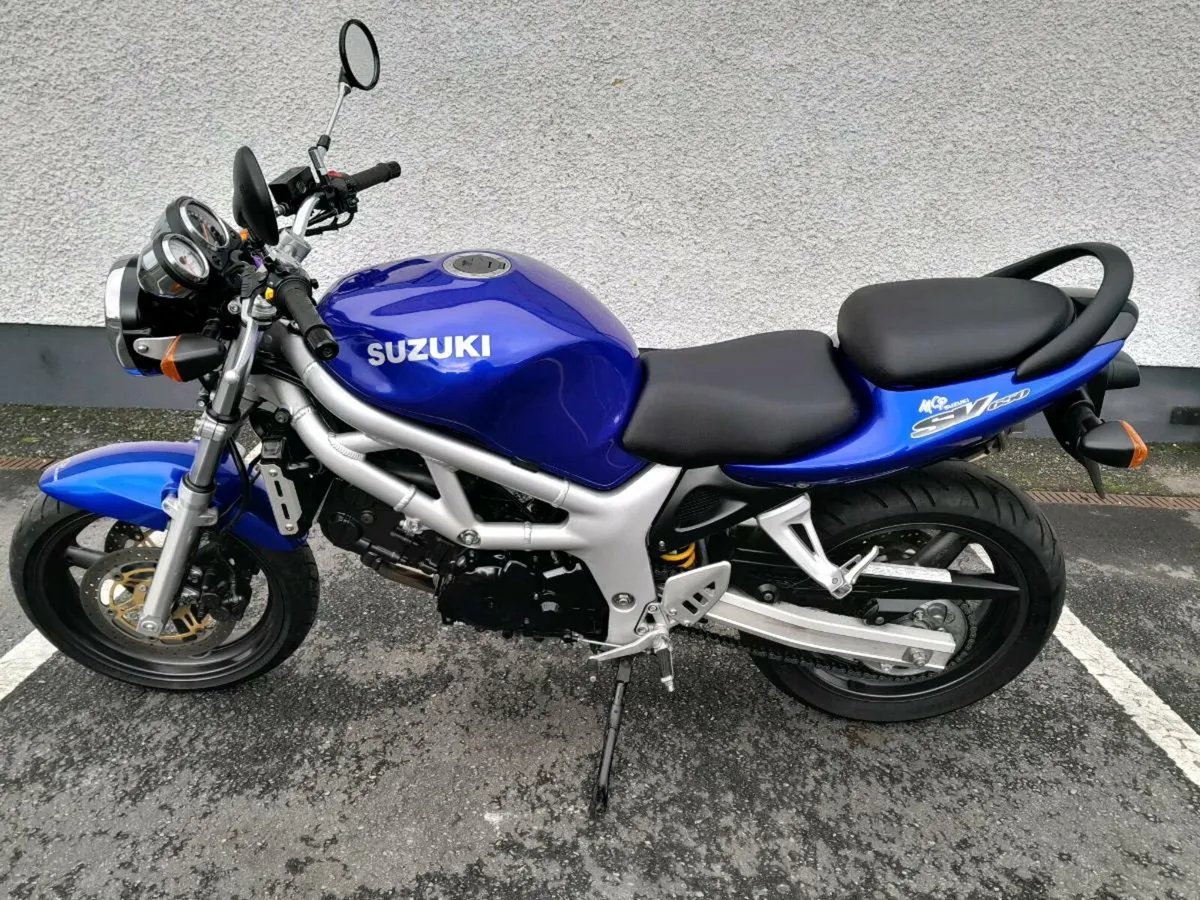 Suzuki sv650 2000 MINT Like new - Image 4