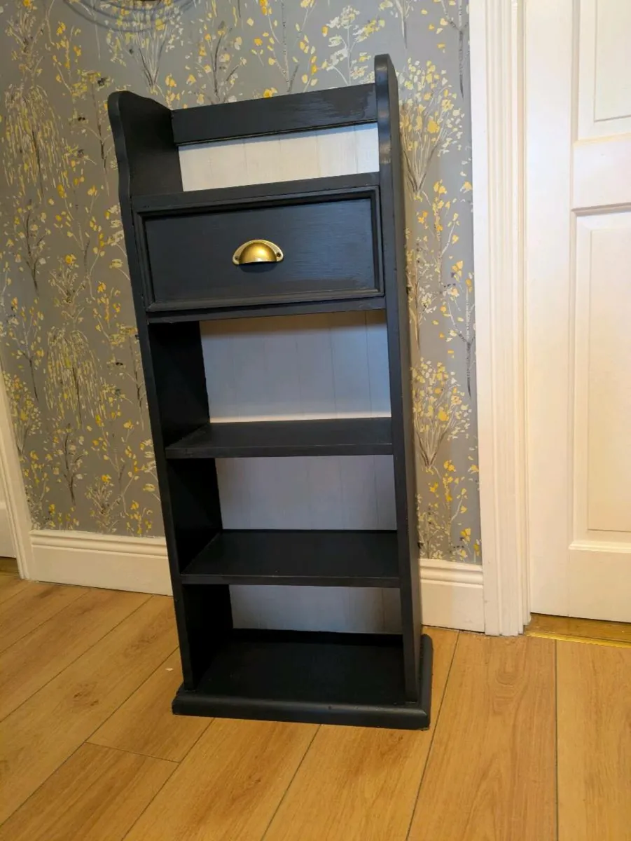 Small shelf unit / bookcase - Image 1