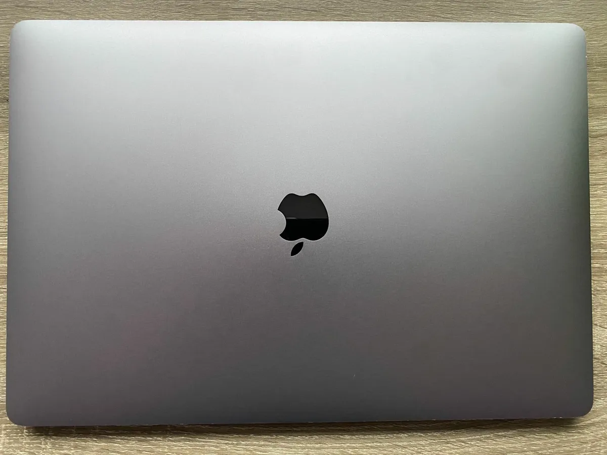 MacBook Pro 16-inch (2019) i7 | 16GB | 512GB - Image 3