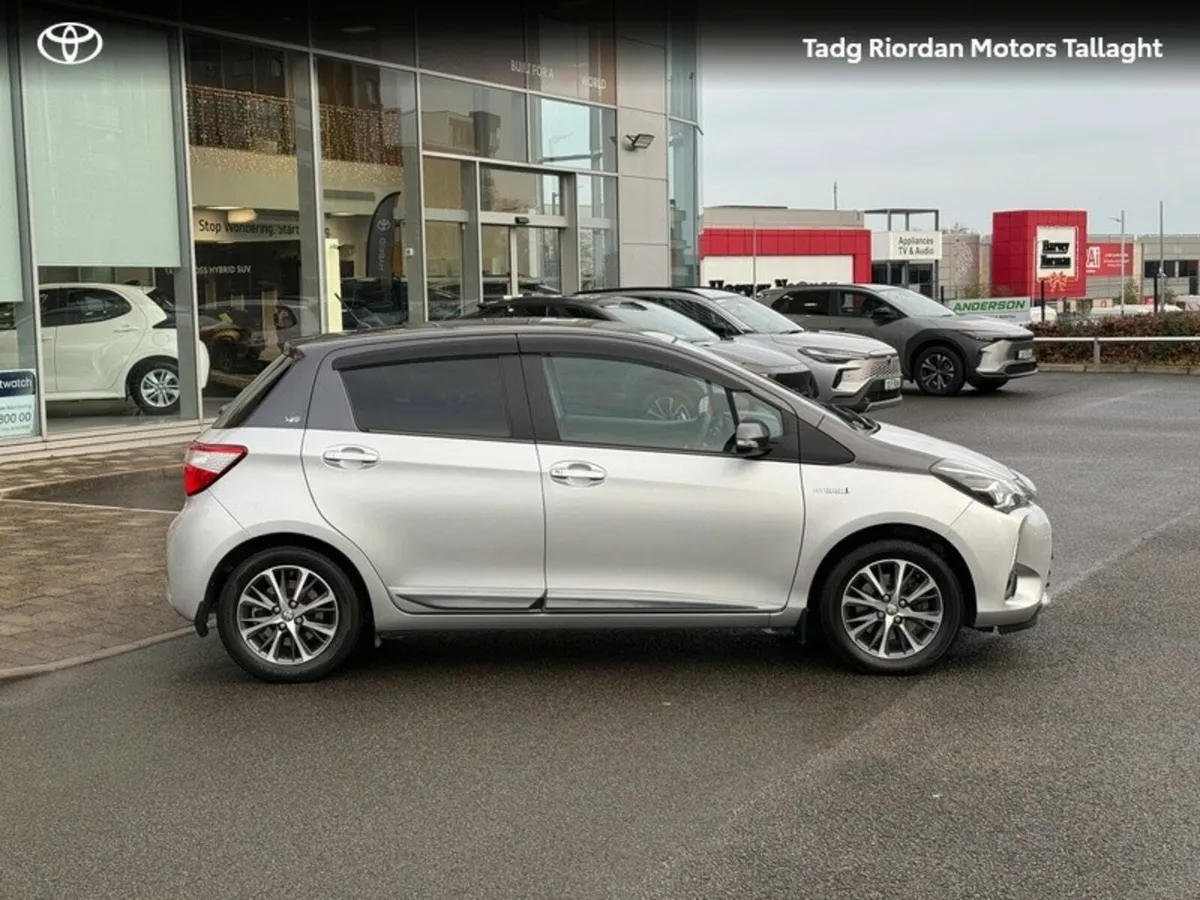 Toyota Yaris YARIS HYBRID Y20 - Image 3