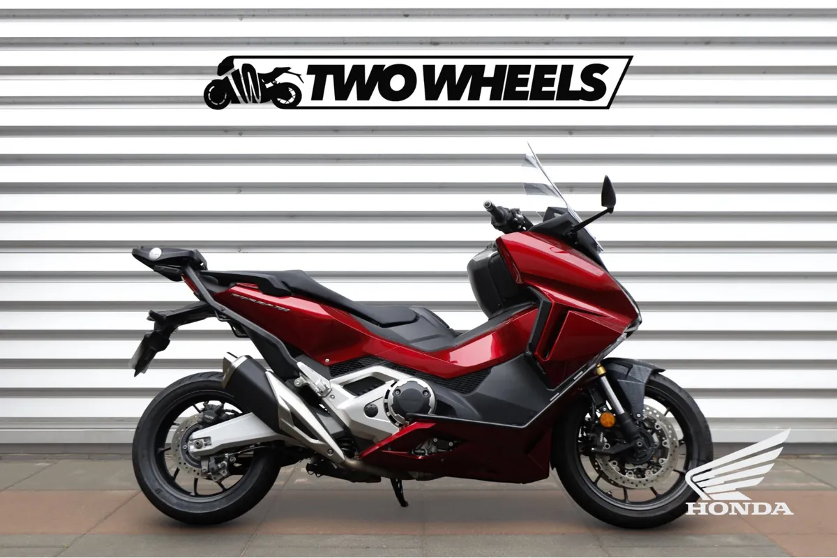 HONDA Forza NS750 - Image 1