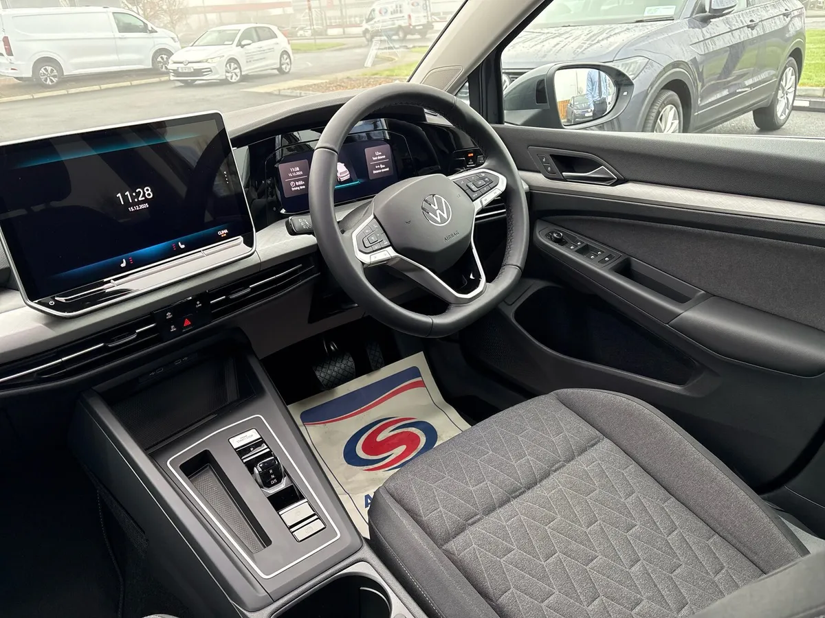 Volkswagen Golf ED75  1.5 MHEV - Image 3