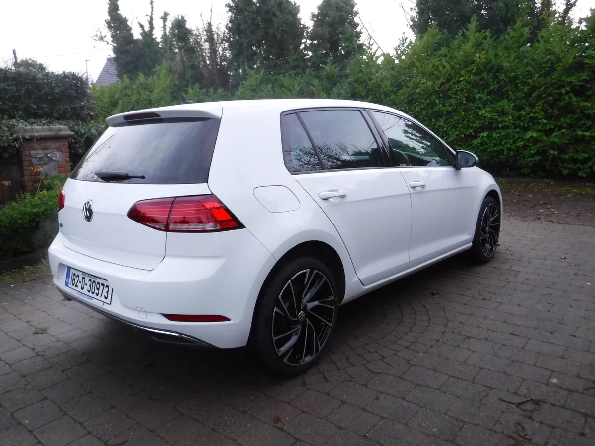 Volkswagen Golf 1.2 Auto MK 7.5 COMFORTLINE - Image 3