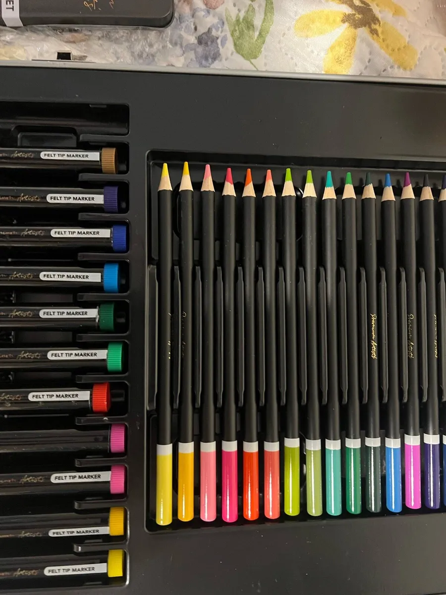 Art set and canvas set - Image 1