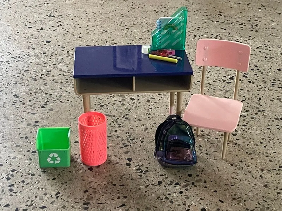 Our Generation Caravan, Dolls & Accessories - Image 3