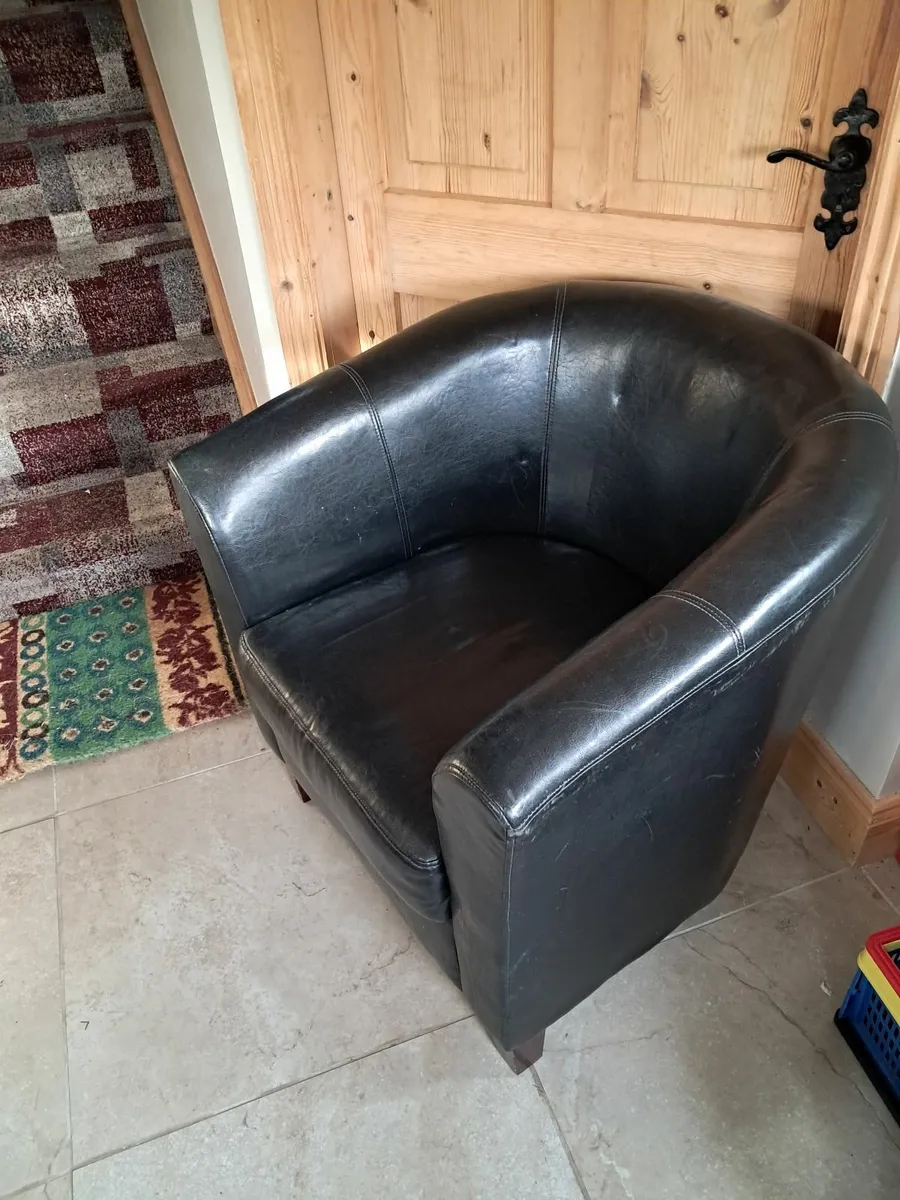 Tub armchairs - Image 2