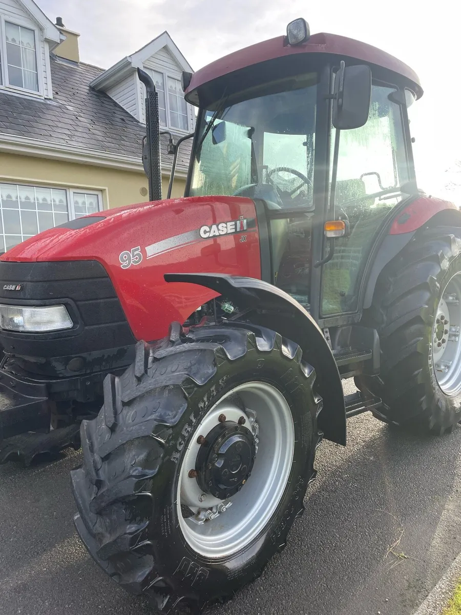 2012 Case jx95 - Image 3