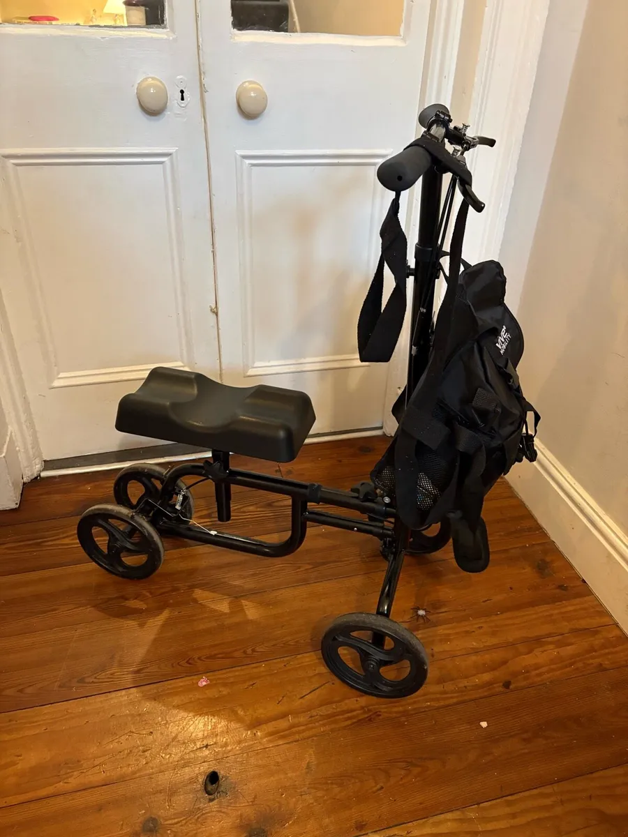 Knee scooter - 4 wheel crutch - Image 1