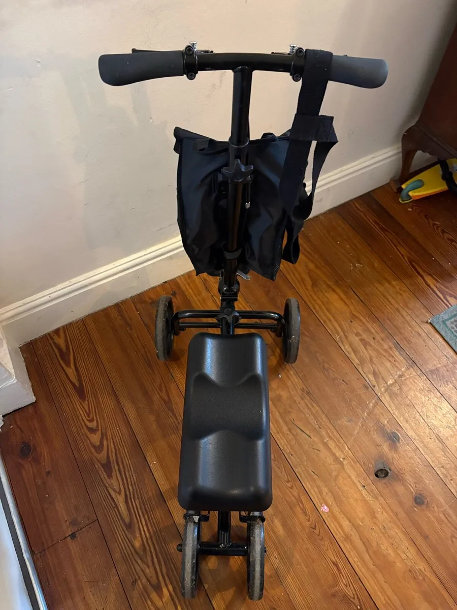 Knee scooter - 4 wheel crutch - Image 3