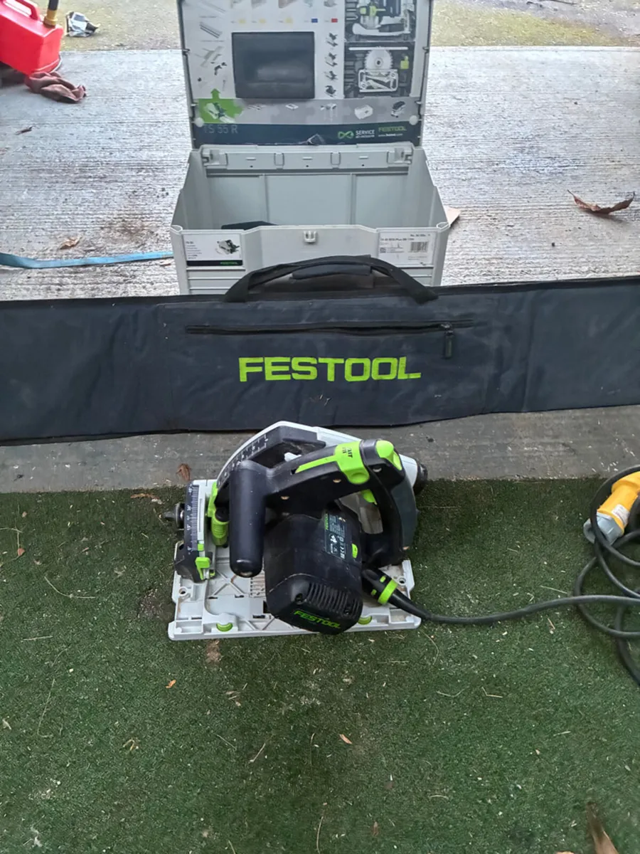 Festool track saw ts55 with tracks - Image 2