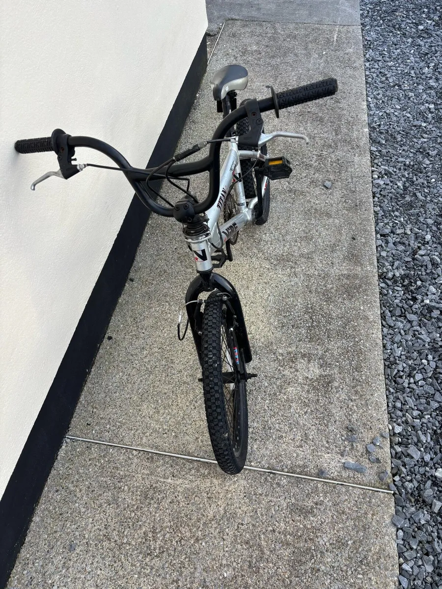 Child’s Bike - Image 3
