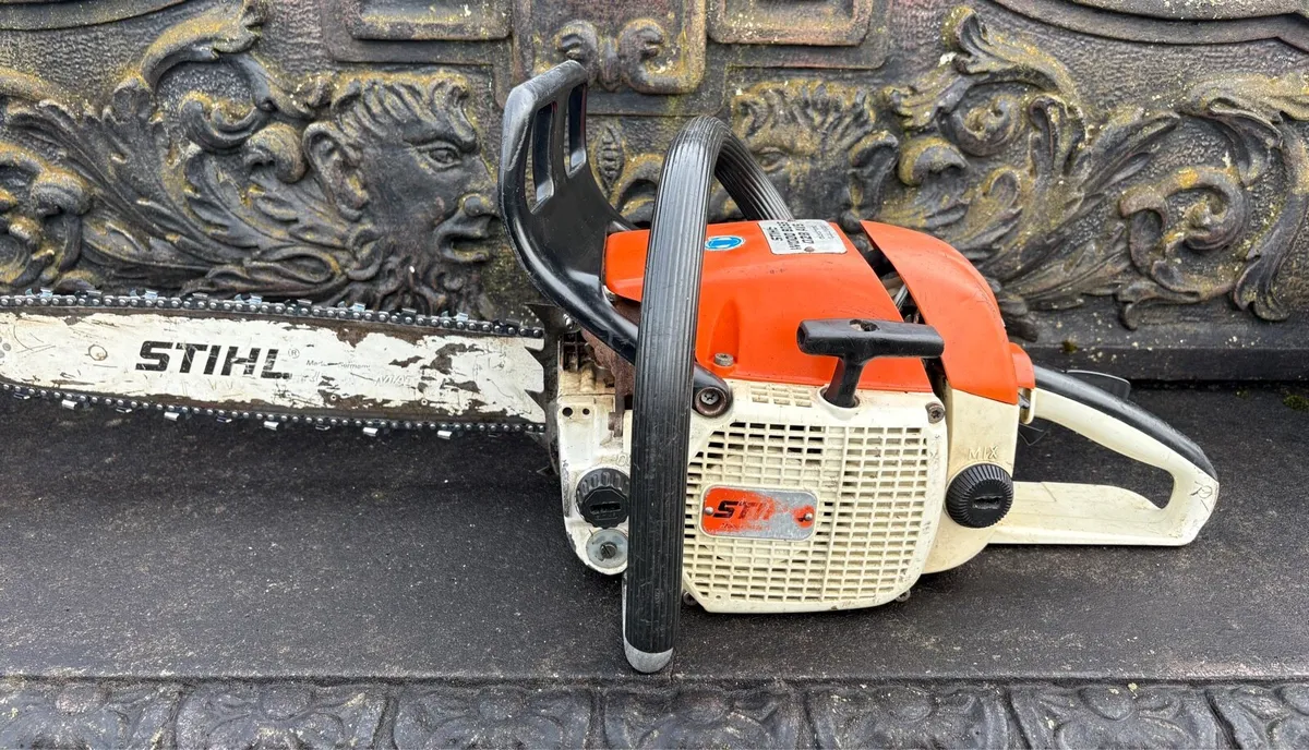 Stihl chainsaw - Image 1