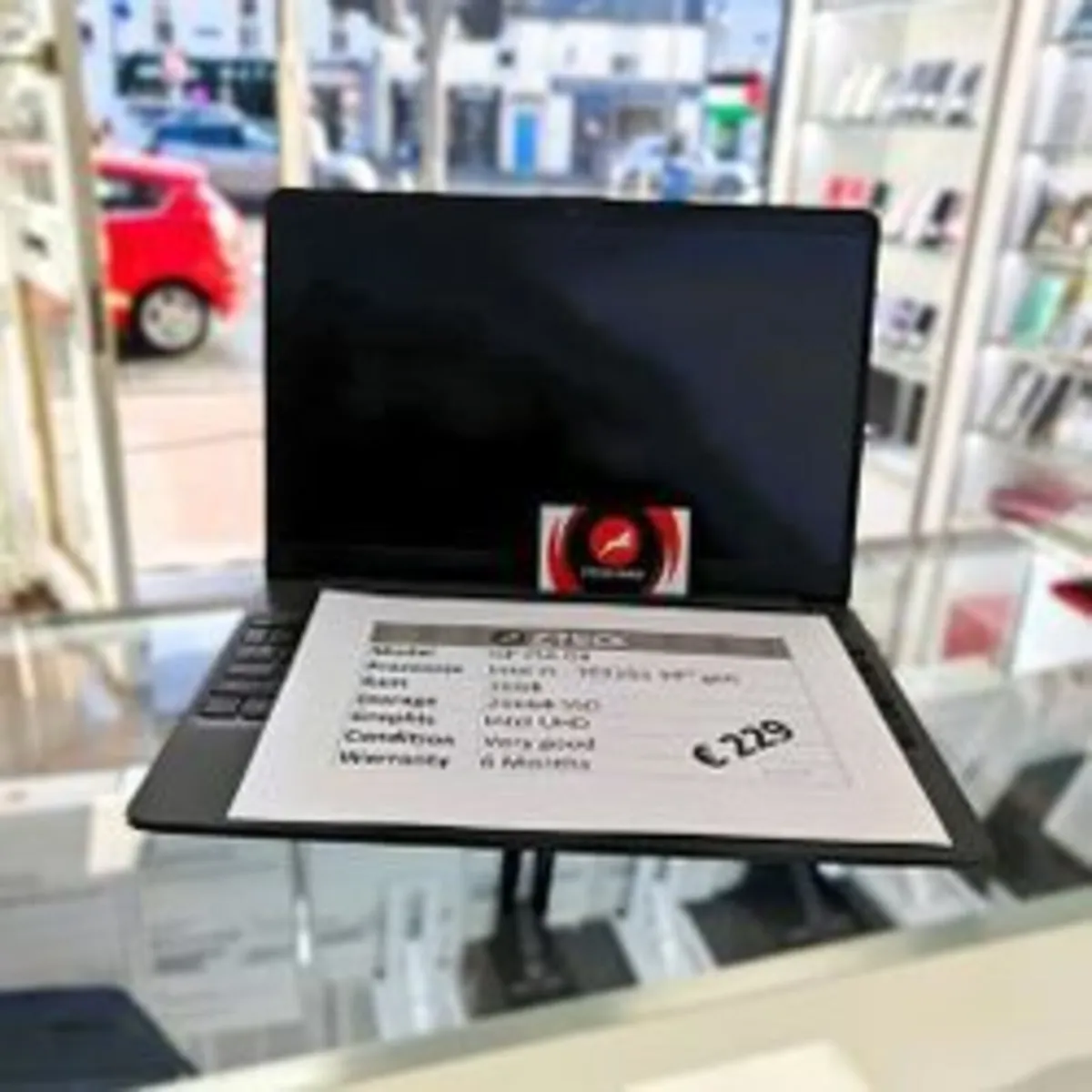 Hp 250 G8 | I5-1035g1 | 16 gb | 256ssd | 15.6 inch