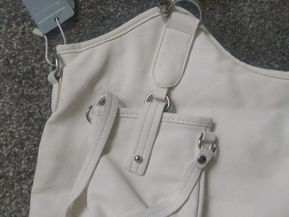 White bag plus read description - Image 2