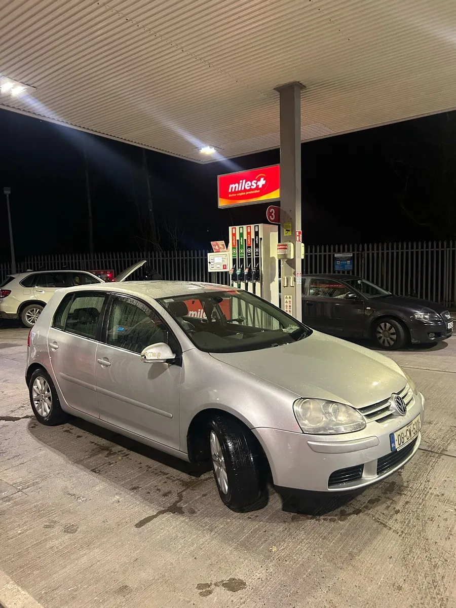 Volkswagen golf 08 - Image 1