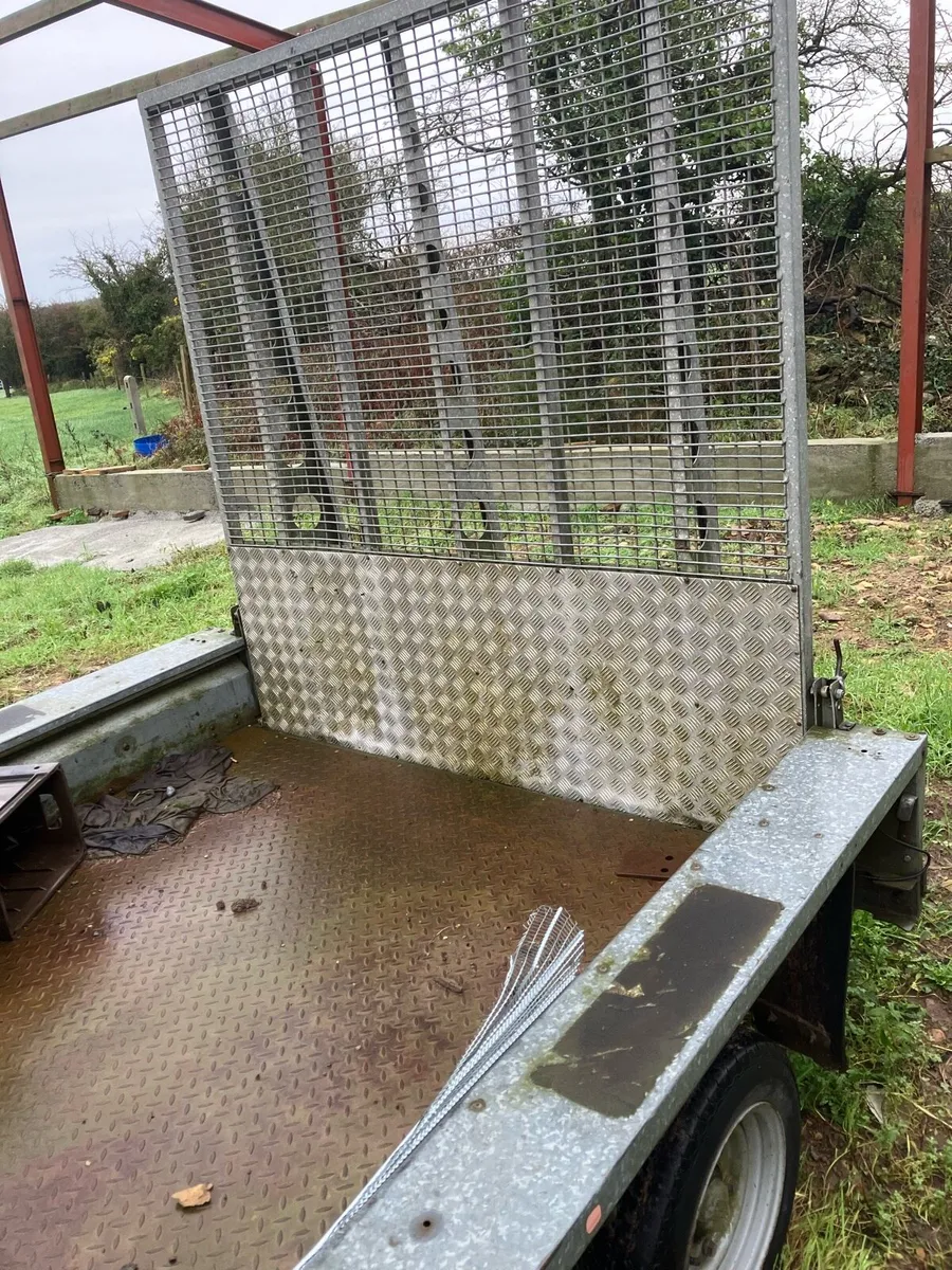 Plant trailer - Image 1