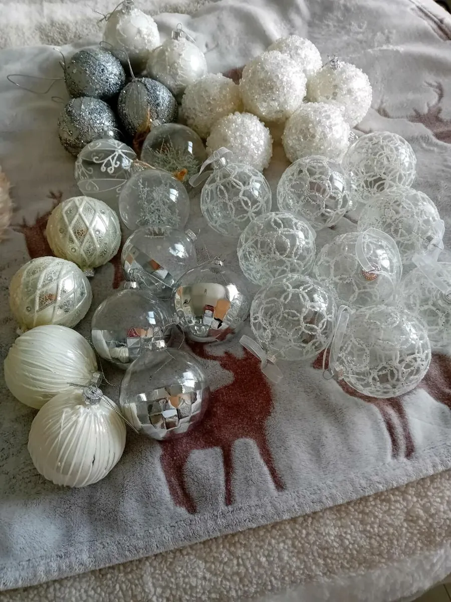 Christmas Tree Baubles x 31 Winter White Silver - Image 2