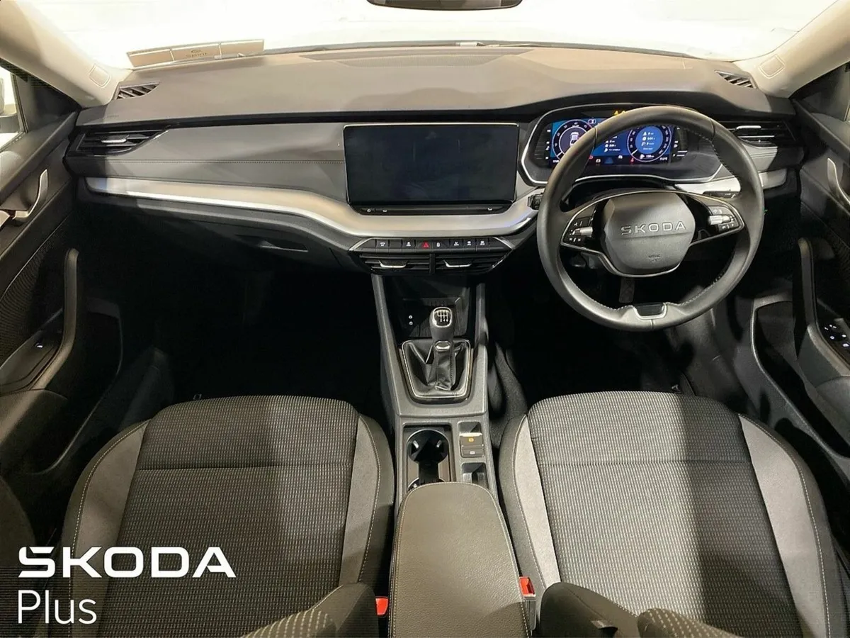 Skoda Octavia Selection 2.0TDI 115bhp - Image 3