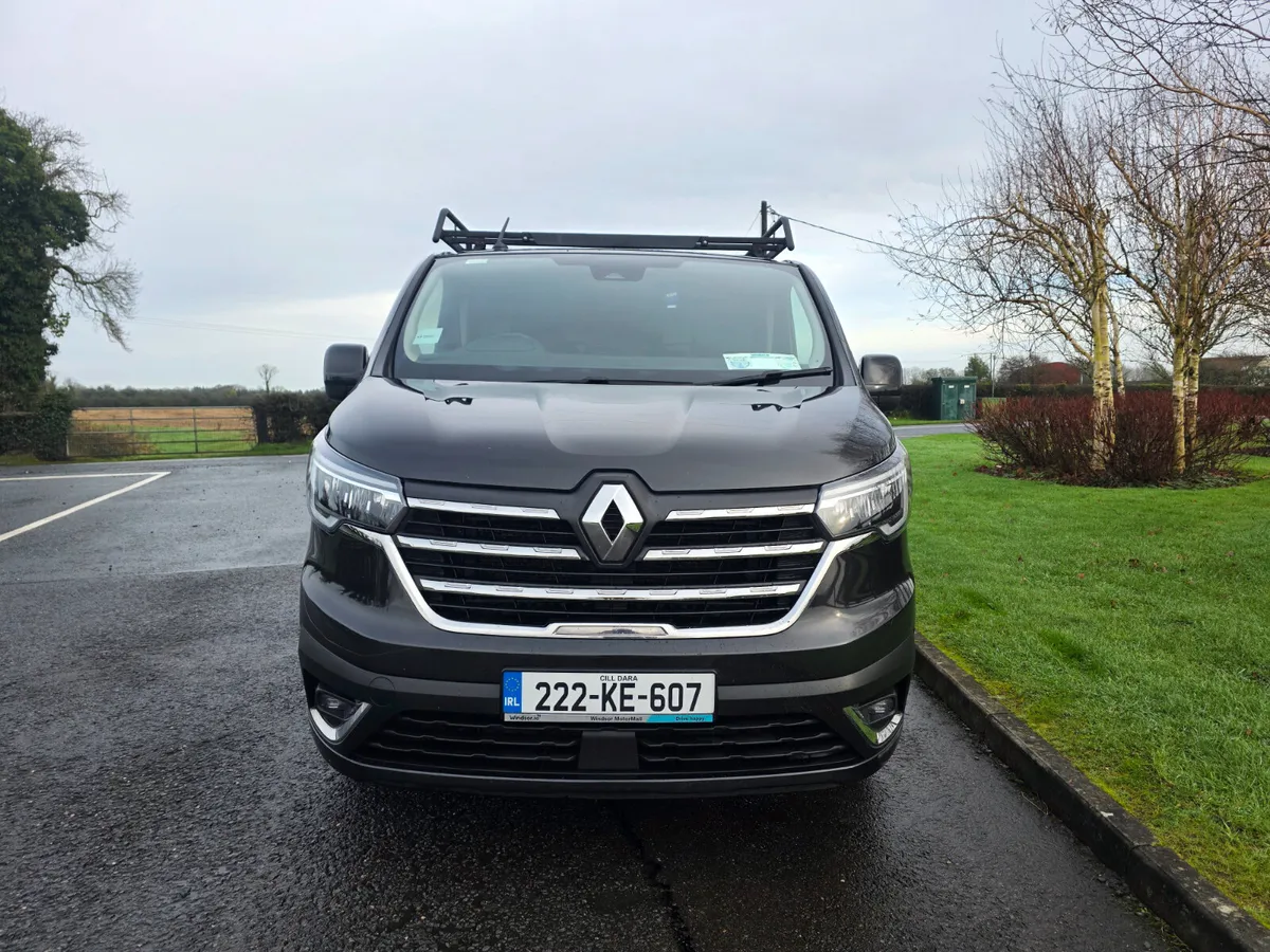 Renault Trafic 2022 ( DOE and TAX ) - Image 3