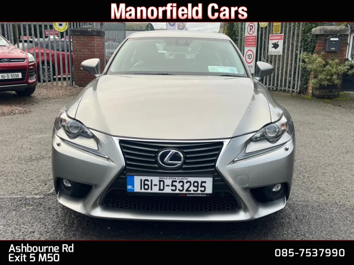 2016 Lexus IS300H Executive 2.5 Petrol Hybrid Auto - Image 3