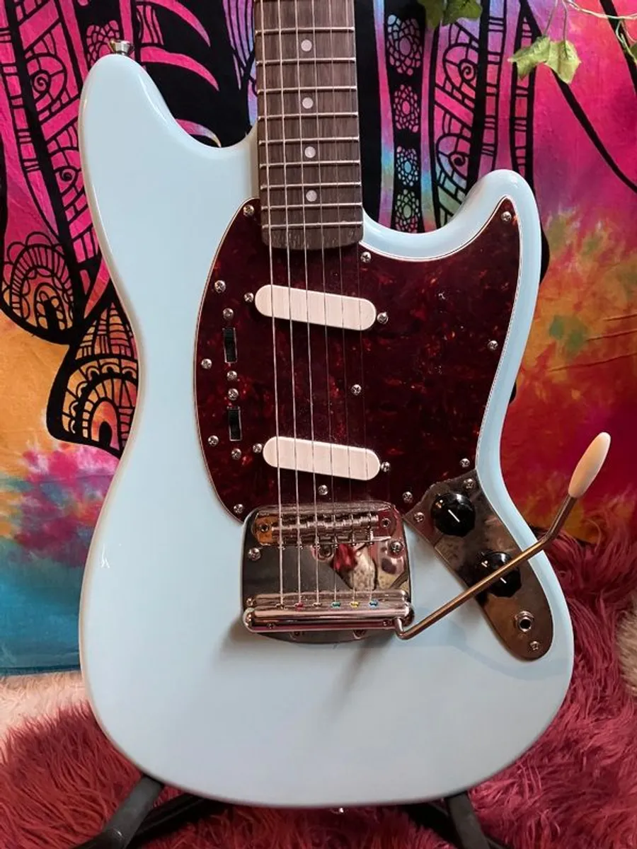 Squire by Fender Classic Vibe 60s Mustang - Image 3