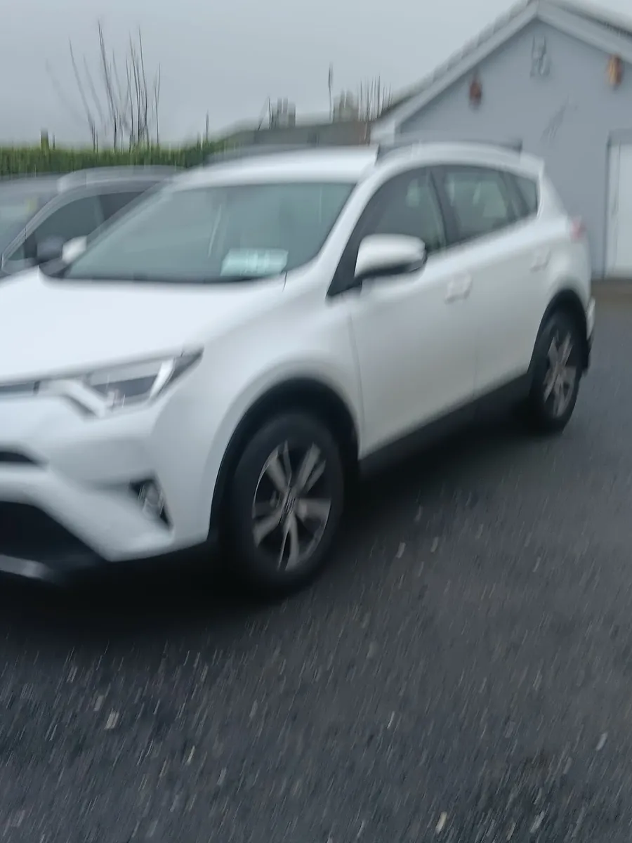 Toyota RAV4 2018 - Image 1
