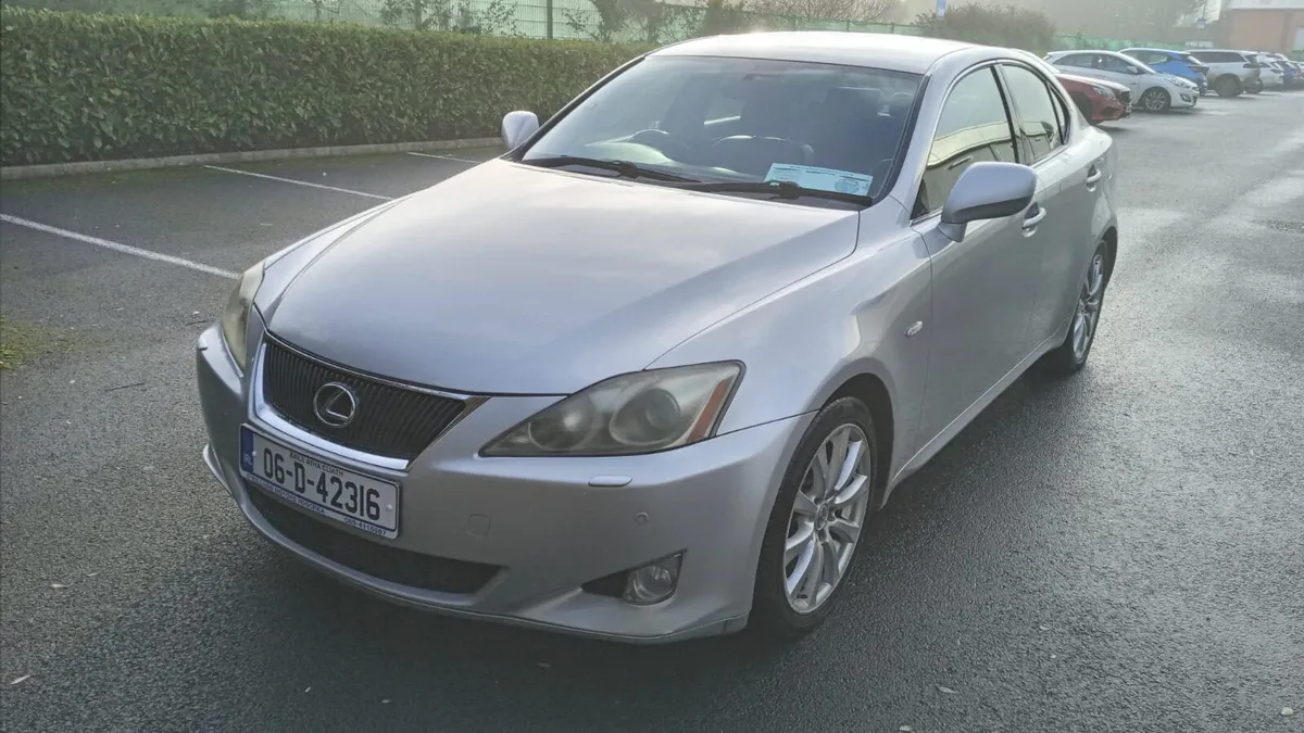 LEXUS IS / 2006 / 2.5 PETROL / AUTOMATIC - Image 1