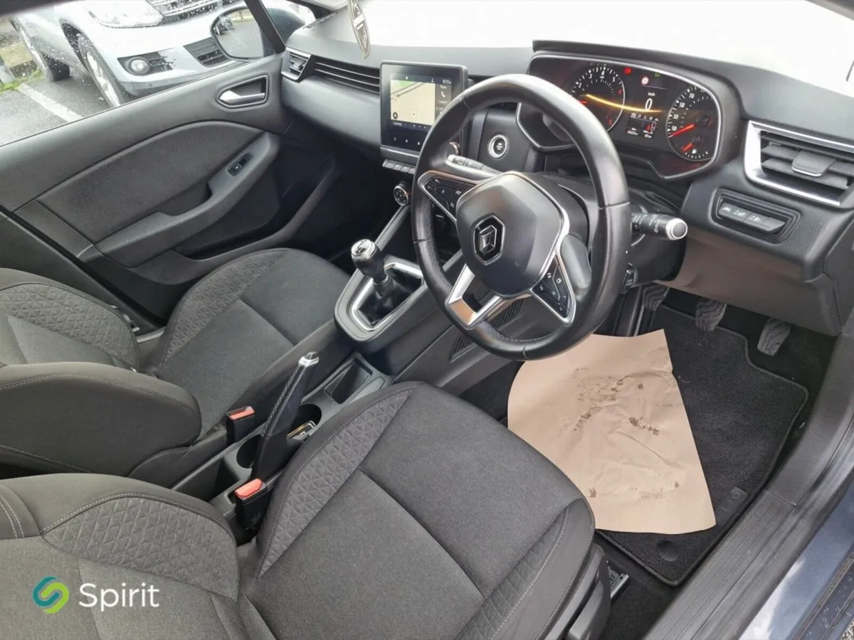 Renault Clio Iconic - Image 4
