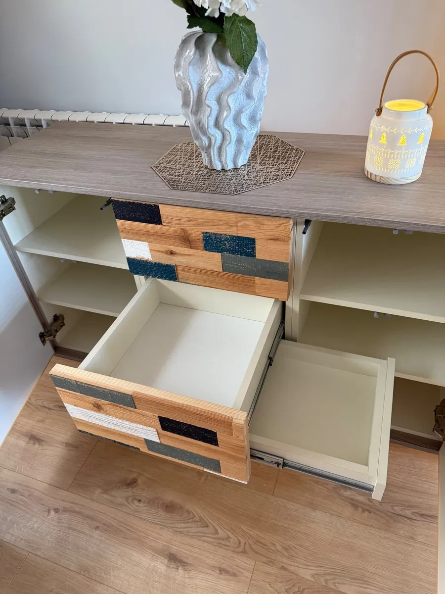 Chest of drawer - Image 4