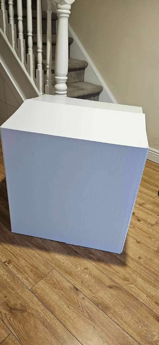 Large paper box - Image 1