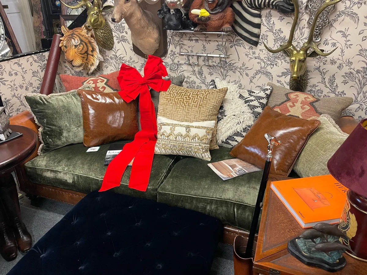 Tetrad constable grand sofa 🎄🎄🎄🎄 - Image 2