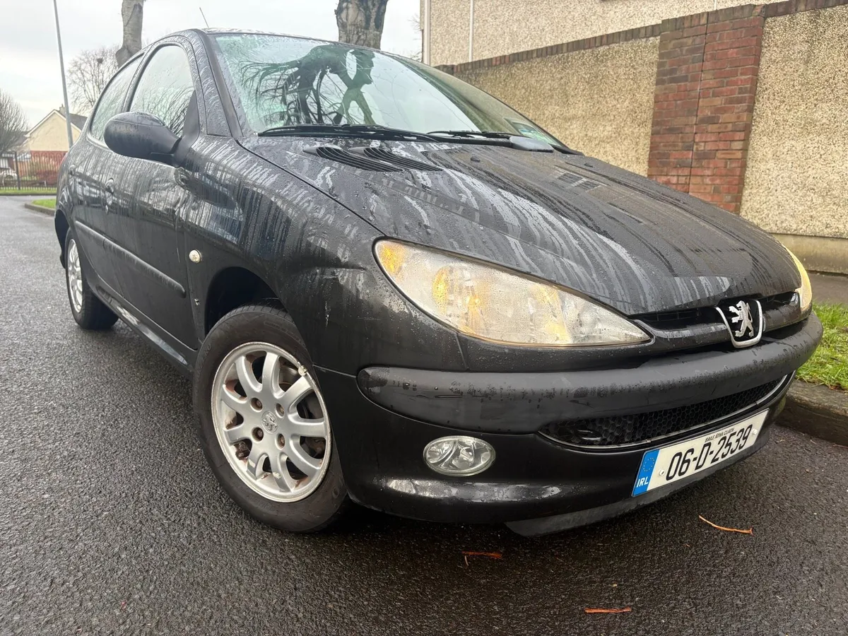 Peugeot 206 LX 1.1 Petrol low mileage & NCT - Image 4