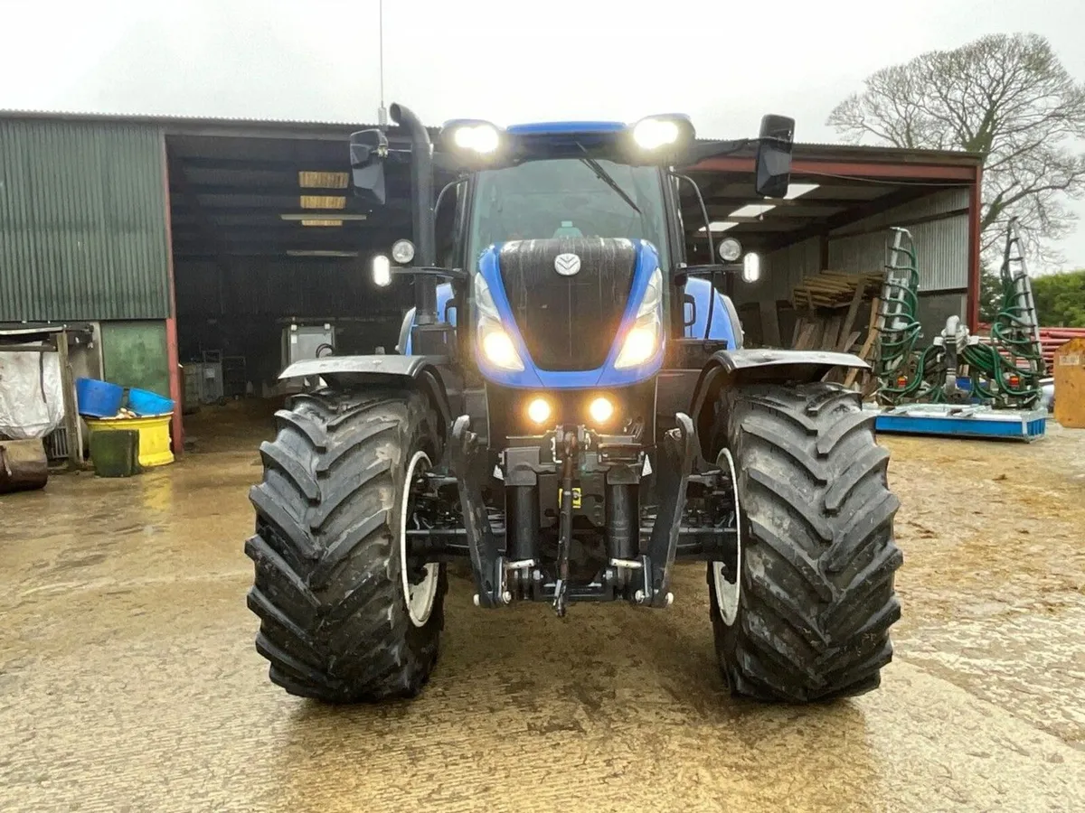 NEW HOLLAND T7.195S 4WD POWER COMMAND TRACTOR - Image 4