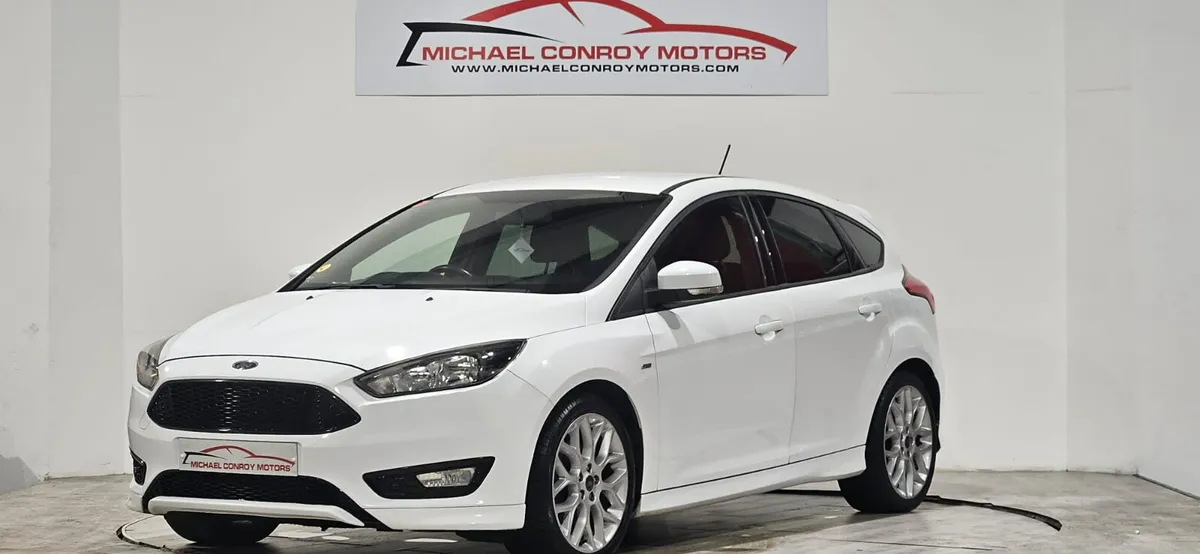 Ford Focus ST-LINE 2017 - FINANCE AVAILABLE - Image 3