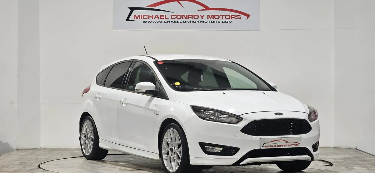 Ford Focus ST-LINE 2017 - FINANCE AVAILABLE - Image 2