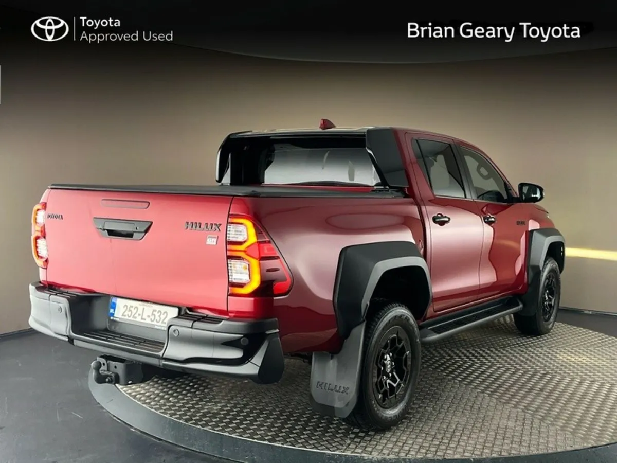 Toyota Hilux HILUX 2.8 GR SPORT II - Image 2