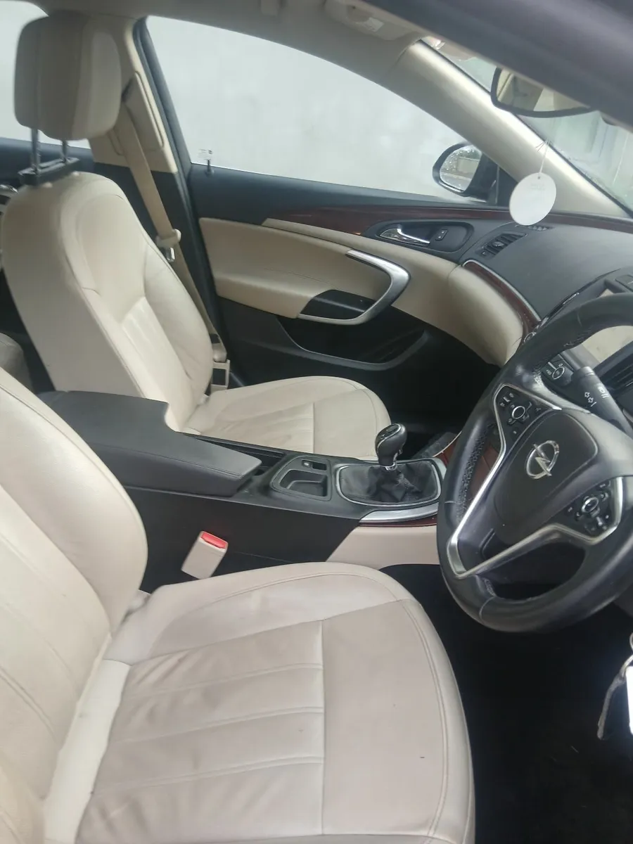 Opel Insignia 2016 2.0 diesel - Image 2