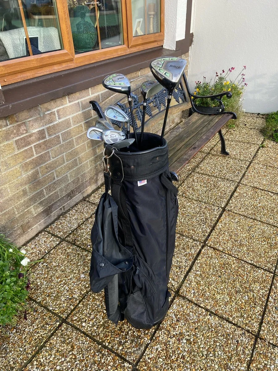 Junior. Golf. Clubs. &. Bag - Image 1