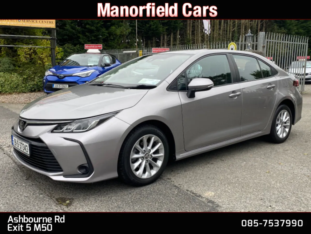 2019 Toyota Corolla 1.6 PETROL 6 SPEED NEW MODEL - Image 4