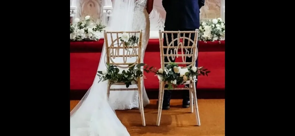 chiavari chairs for sale x2 - Image 1