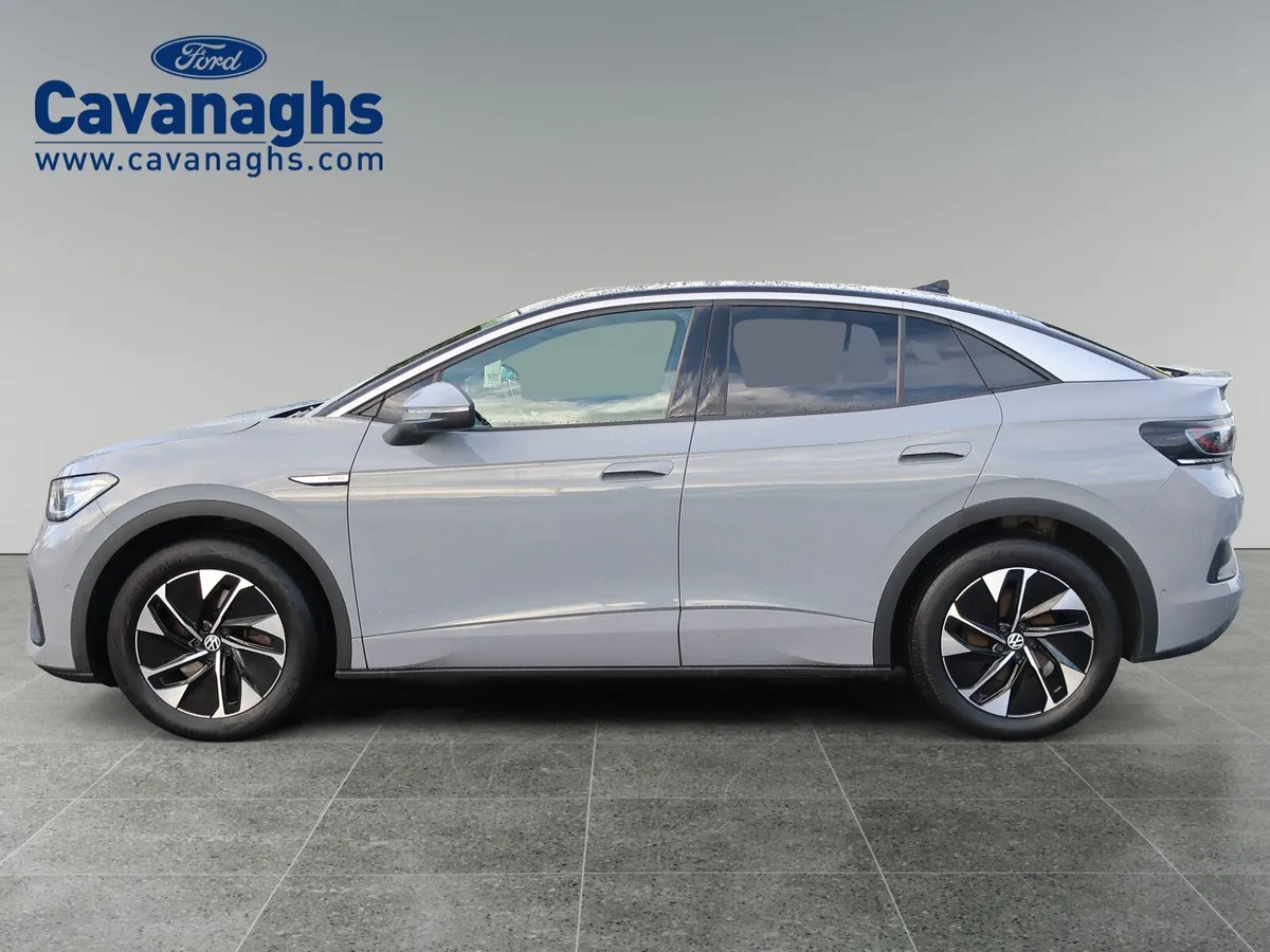 2022 VOLKSWAGEN ID5 BUSINESS 5DR - Image 2