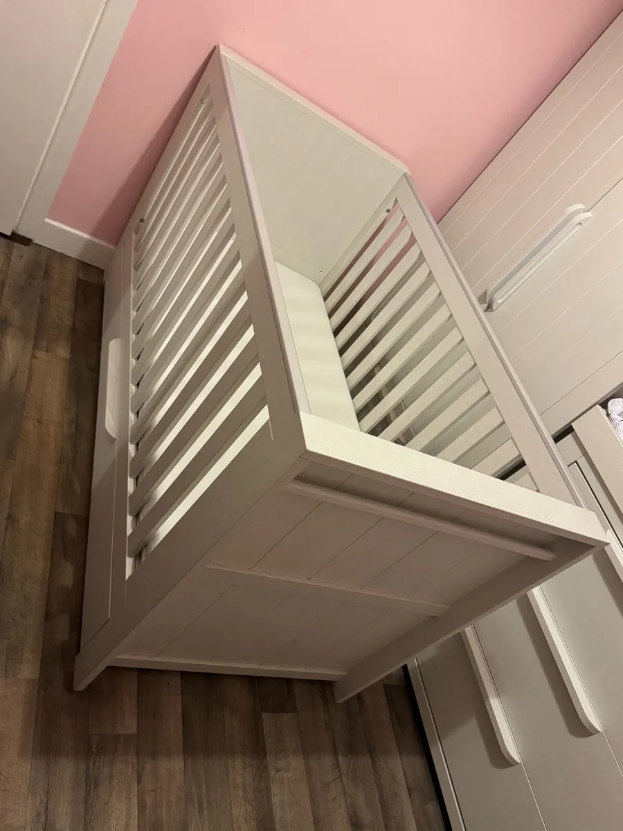 Mamas&Papas (Franklin 3 Piece) - Image 1