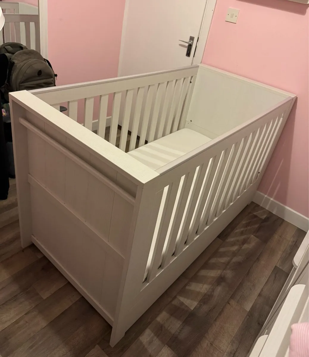 Mamas&Papas (Franklin 3 Piece) - Image 2