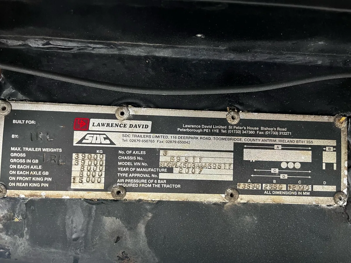 45 foot curtainsider trailer - Image 4