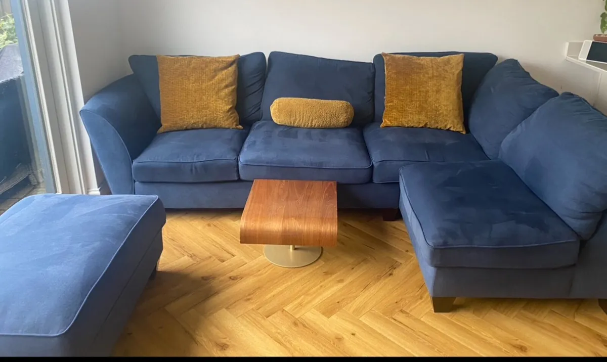 Couch - Image 1
