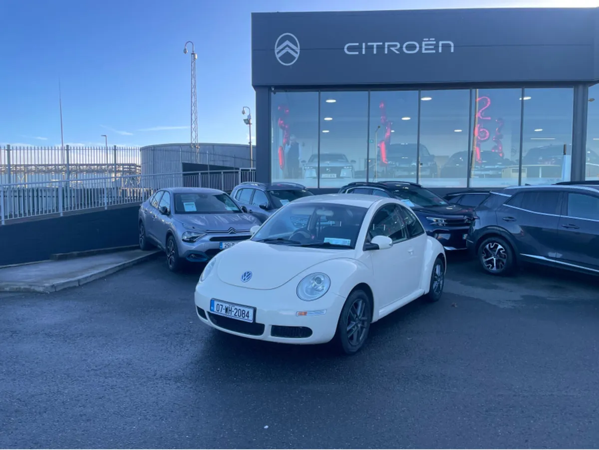Volkswagen Beetle 1 4 HIGHLINE 75BHP 3DR 1.4 // HI - Image 2