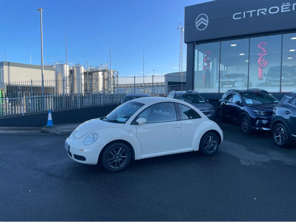 Volkswagen Beetle 1 4 HIGHLINE 75BHP 3DR 1.4 // HI - Image 4